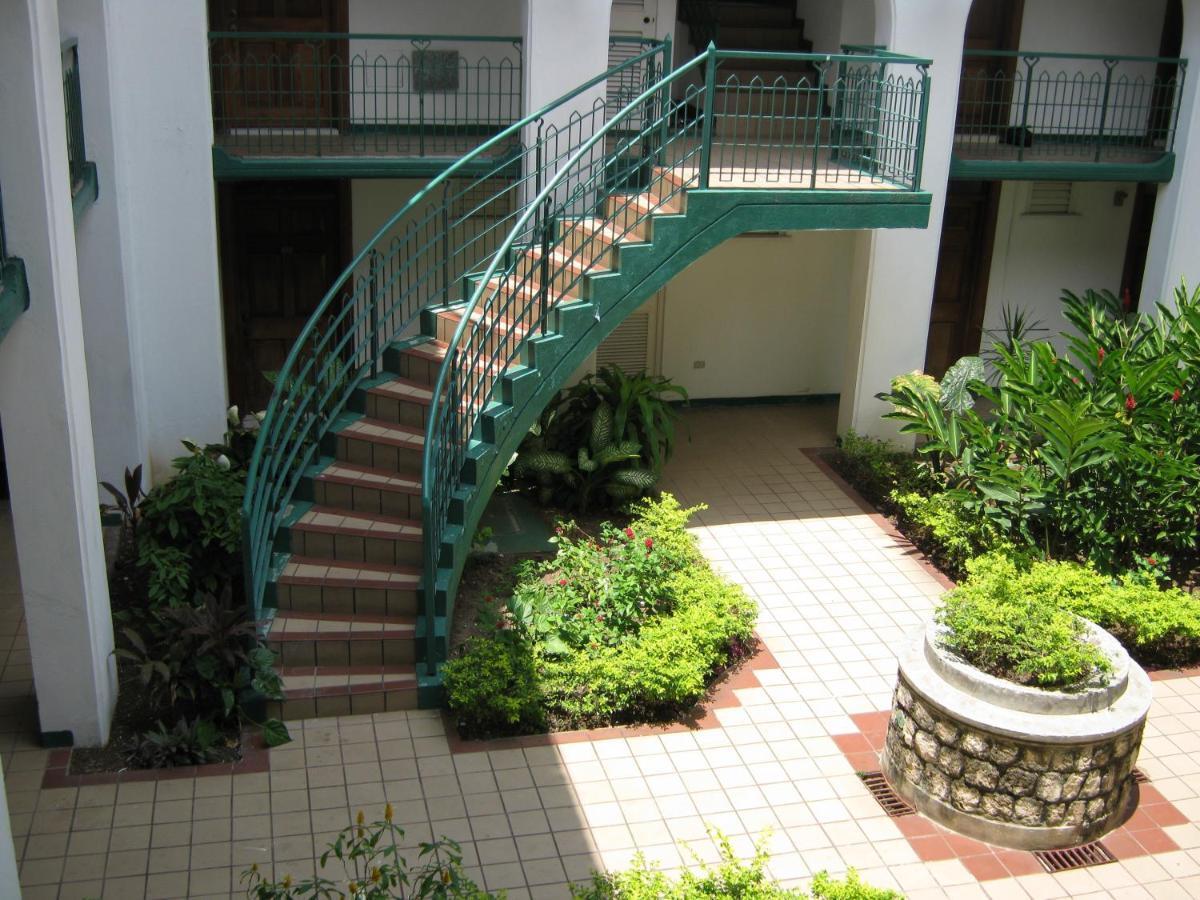 Marchabell By The Sea E22 Apartment Ocho Rios Phòng bức ảnh